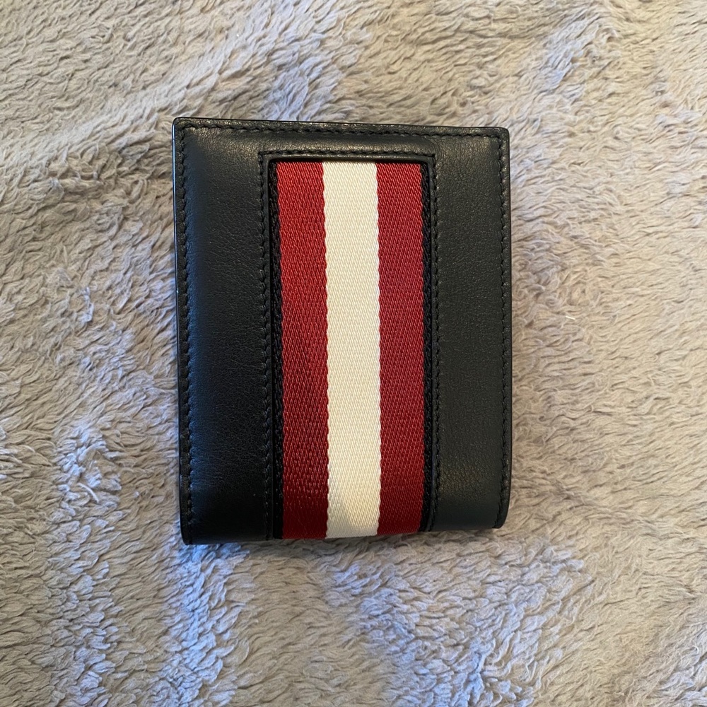 Men’s Wallet - Picture 6 of 8